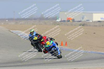 media/Feb-11-2022-TrackDaz (Fri) [[a06789d7ad]]/3 Lap Race/Grapevine/